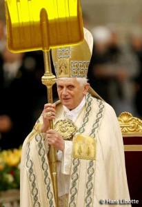 Papst Benedikt mit neuem Job ab März