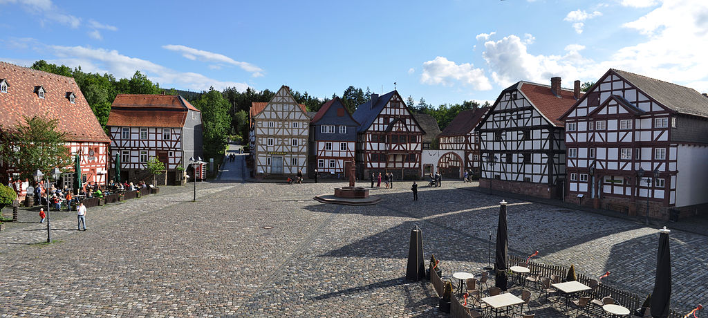 Marktplatz im Hessenpark, Foto: Karsten Ratzke, CC Wikimedia Commons