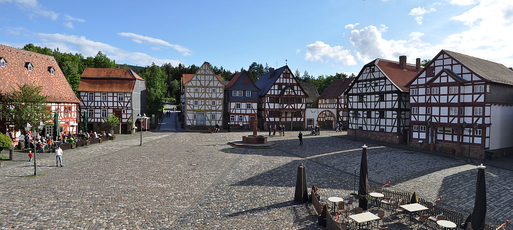 Marktplatz im Hessenpark, Foto: Karsten Ratzke, CC Wikimedia Commons 